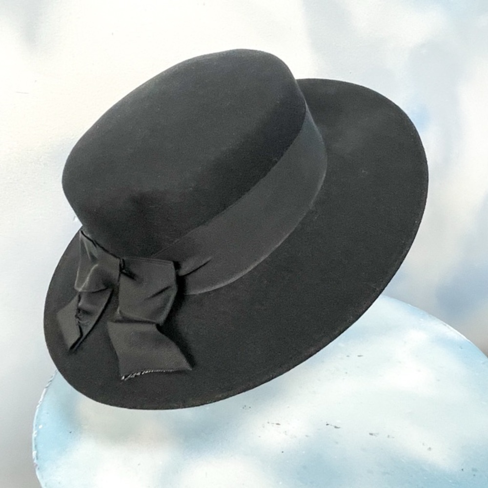 Madcaps vintage felted wool hat